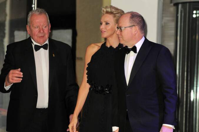 Bill Beaumont, président de World Rugby, Charlène et le prince Albert II de Monaco à la Soirée World Rugby Awards