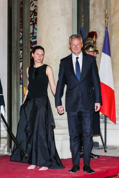 Bruno Le Maire s'est rendu au dîner d'État à l'Élysée, accompagné de sa femme Pauline Doussau de Bazignan