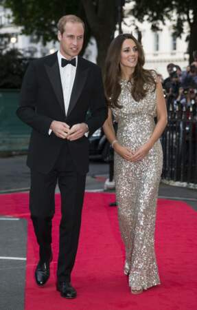William et Kate, sublime dans une robe scintillante Jenny Packham, lors d'un gala à Londres, le 12 septembre 2013 