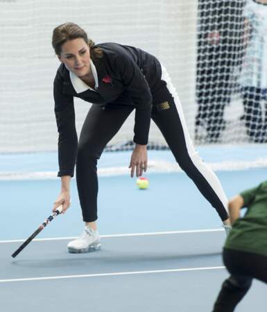 Kate Middleton a joué au tennis avec des enfants