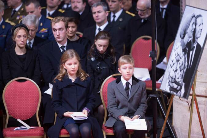 Bouleversée aux obsèques de sa grand-mère, la reine Fabiola, en décembre 2014.