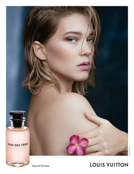 Léa Seydoux pose pour la campagne publicitaire du parfum "Rose des Vents" de Louis Vuitton