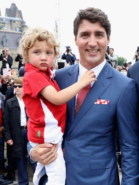 Justin Trudeau et son fils Hadrien, adorable avec ses bouclettes blondes