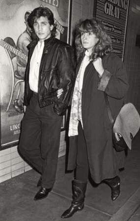 Avec son frère, le comédien Eric Roberts, en 1986 à New York
