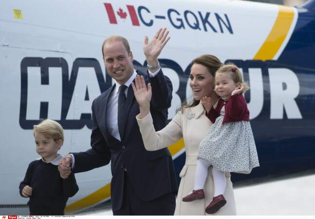 William, Kate, George et Charlotte disent au revoir au Canada