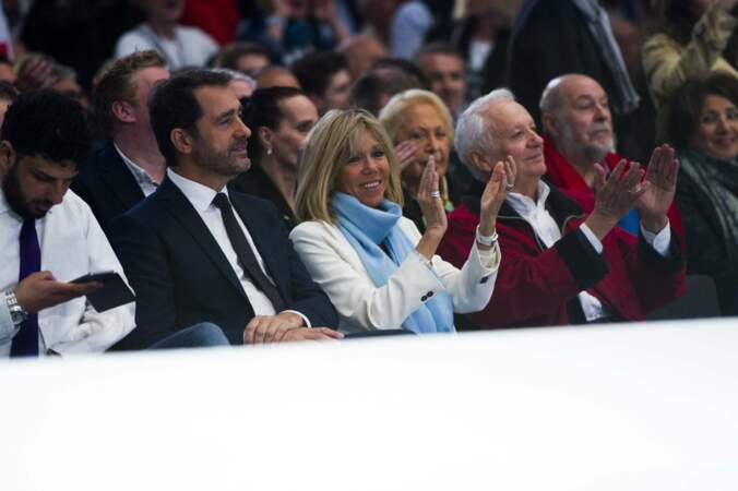 Ce samedi 1er avril, Brigitte Macron était au premier rang du meeting de son mari, le candidat Emmanuel Macron