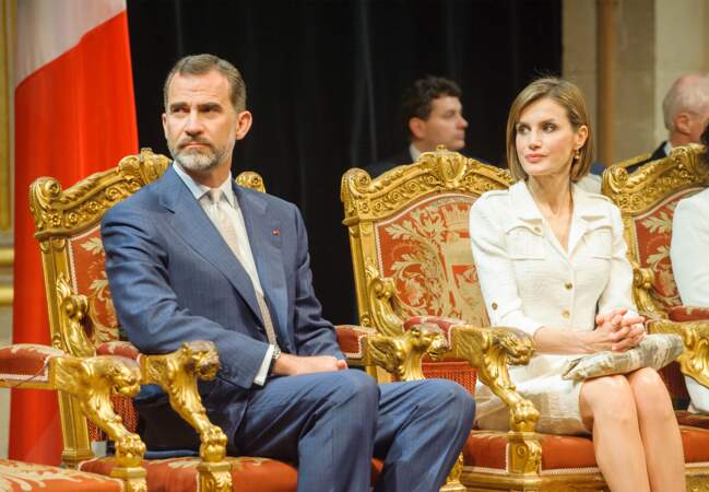 Le roi et la reine écoute le discours d'Anne Hidalgo à l'hôtel de Ville