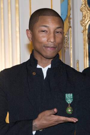 Pharrell Williams était fier d'avoir reçu la médaille d'officier de l’ordre des arts et des lettres.