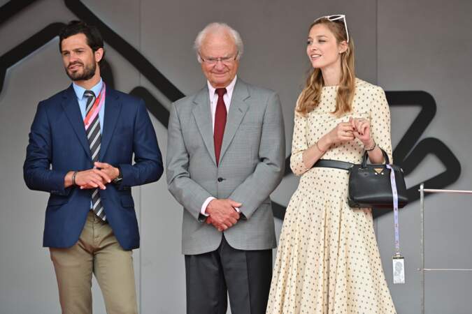 Le prince Carl Philip de Suède, présent aux côtés de son père et de Beatrice Borromeo