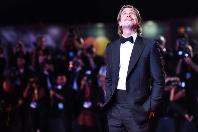 Acclamé par le public, Brad Pitt savoure son succès
