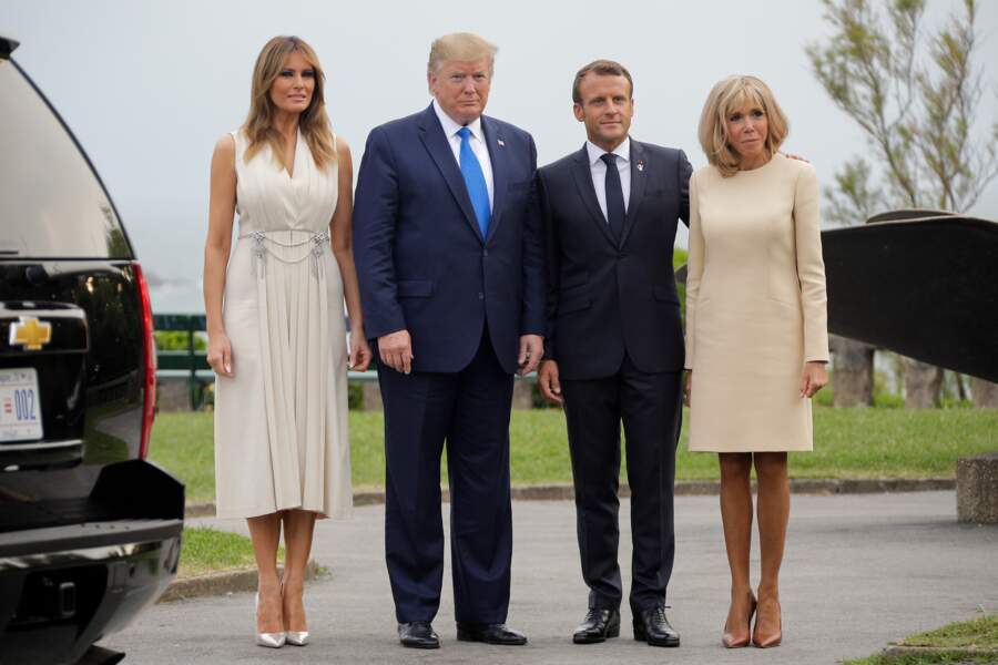 Brigitte Macron et Melania Trump ont aussi posé avec leurs maris dans le cadre du G7