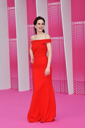 La star de Downton Abbey so glamour sur le pink carpet