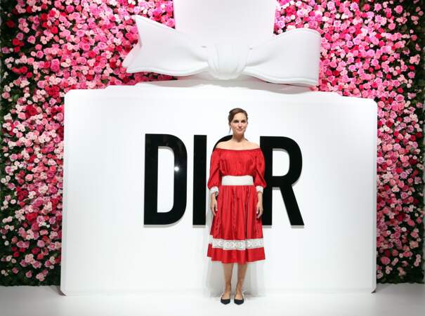 Natalie Portman à Tokyo pour promouvoir le parfum Miss Dior