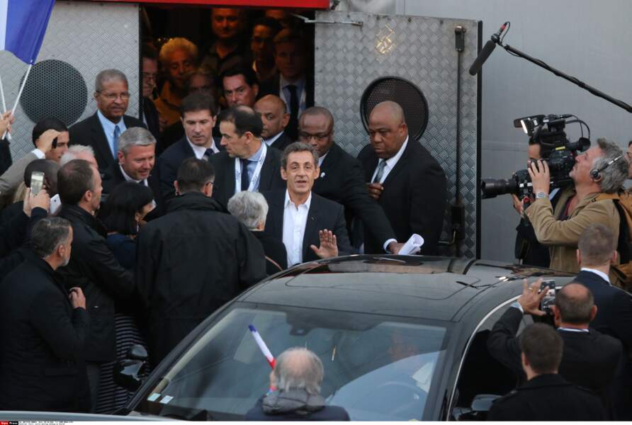 Paris: sortie meeting Sarkozy au Zenith