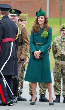 Kate Middleton en mars 2014 dans un total look vert en l'honneur de la Saint-Patrick