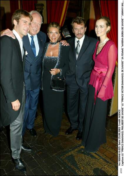 Johnny et Laeticia Hallyday avec la famille de Savoie, à Rome, en 2003