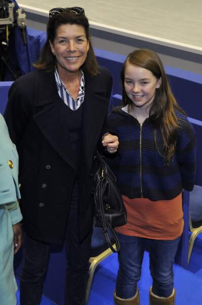 La princesse Alexandra de Hanovre et sa mère Caroline aux mondiaux de patinage le 27 mars 2012