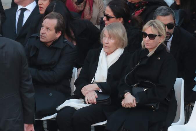 Ulla Aznavour entourée de Katia et Mischa lors l'hommage national à Charles Aznavour ce vendredi 5 octobre 