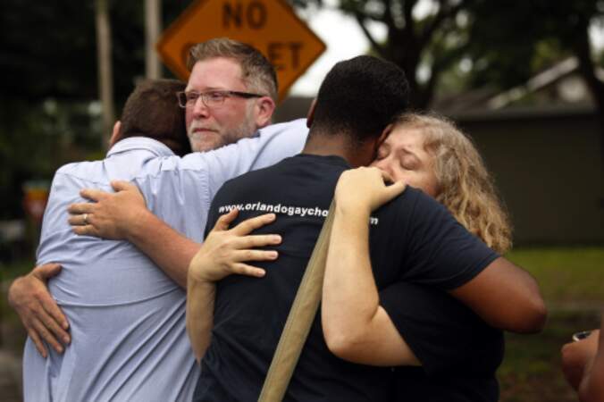 Attentat terroriste à Orlando : Atmosphère et recueillement. Polaris