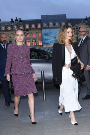 Lily-Rose Depp et Vanessa Paradis réunies à Paris 
