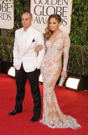 Jennifer Lopez et sa coiffure sur le côté appelé side hair au Golden Globe Awards 2013