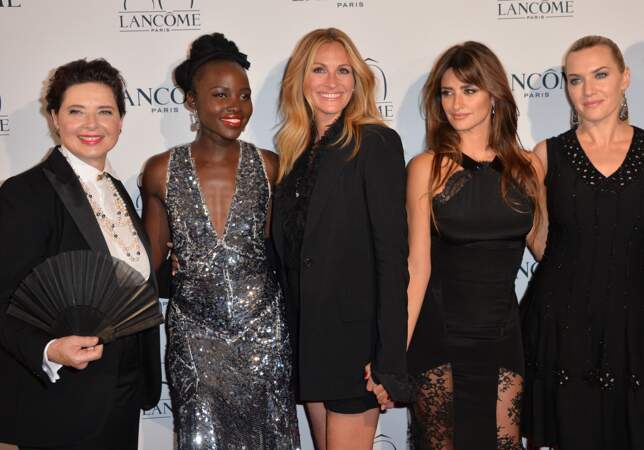 Avec les égéries Lancôme Isabella Rossellini, Lupita Nyong'o, Penélope Cruz et Kate Winslet à Paris en 2015