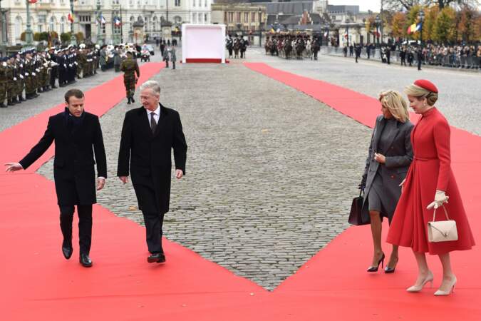 Le roi Philippe, la reine Mathilde, Emmanuel et Brigitte Macron à Bruxelles le 19 novembre 2018