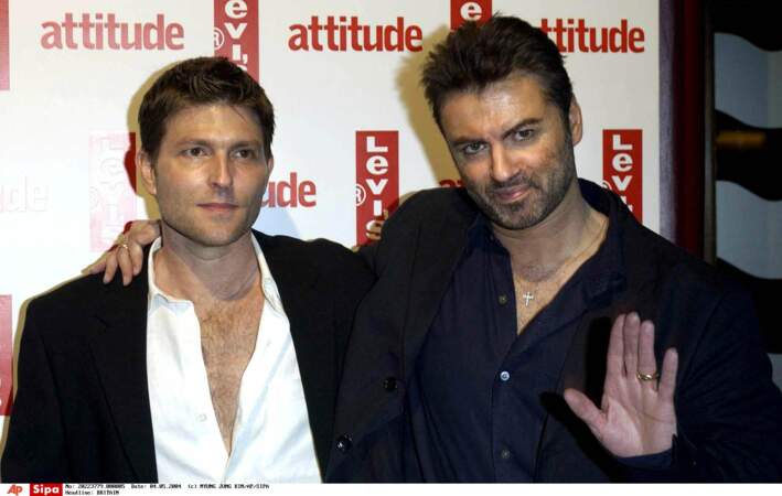 2004: George et Kenny, à Londres, pour les 10 ans du magazine gay Attitude.