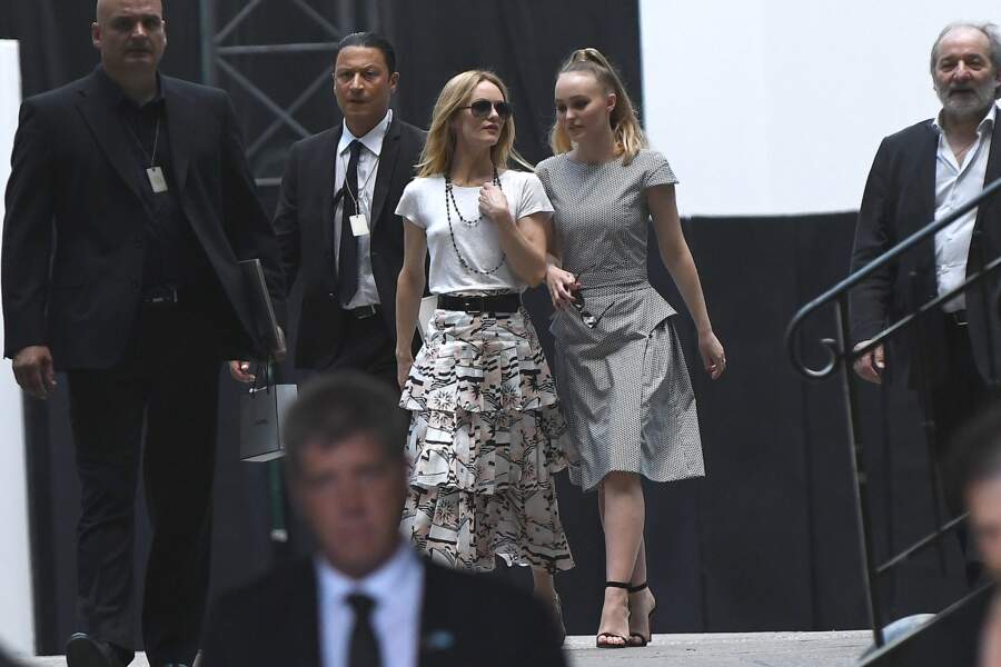 Vanessa Paradis et sa fille Lily-Rose Depp en tenues estivales