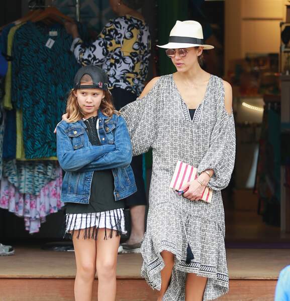Jessica Alba avec sa fille ainée à Hawaï