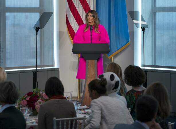 Melania Trump et sa robe rose fuchsia Delpozo, lors d'un discours à l'ONU le 20 septembre 2017