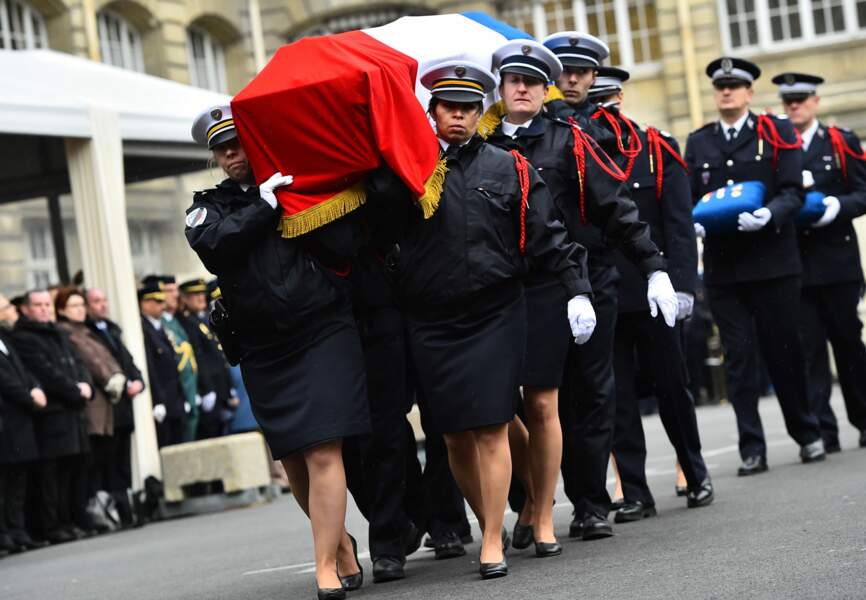 Les funérailles de Franck Brinsolaro, le policier en charge de la protection de Charb