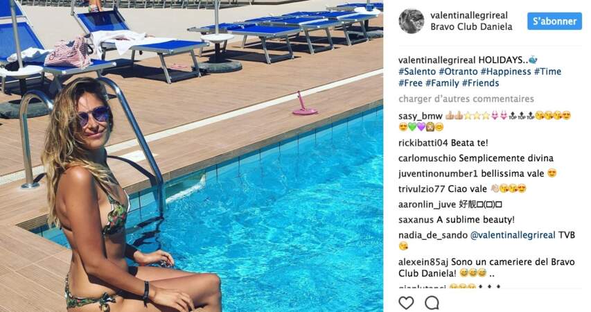 La jolie blonde passe aussi ses vacances à Salento, dans la botte italienne: le bikini est bienvenu!