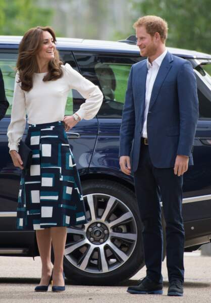 Gentils défis, Prince Harry et la duchesse de Cambridge sont comme frère et soeur