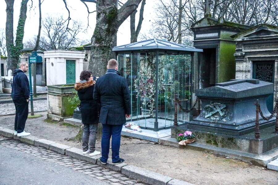 Photos France Gall Rejoindra Michel Berger Et Leur Fille Pauline Au Cimetière De Montmartre Gala 0743