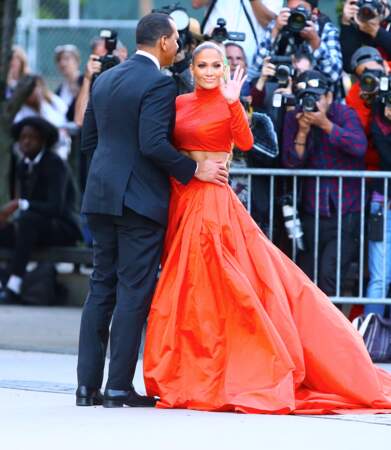 Jennifer Lopez et son fiancé Alex Rodriguez ont multiplié les gestes tendres lors de cet événement