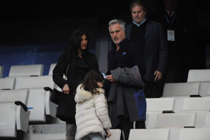 David Ginola, sa compagne Maeva Denat et la fille aînée de cette dernière lors du match OM-PSG en février 2017