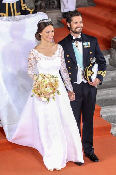 Mariage du prince Carl Philip de Suède et Sofia Hellqvist (en robe Ida Sjöstedt) à Stockholm le 13 juin 2015