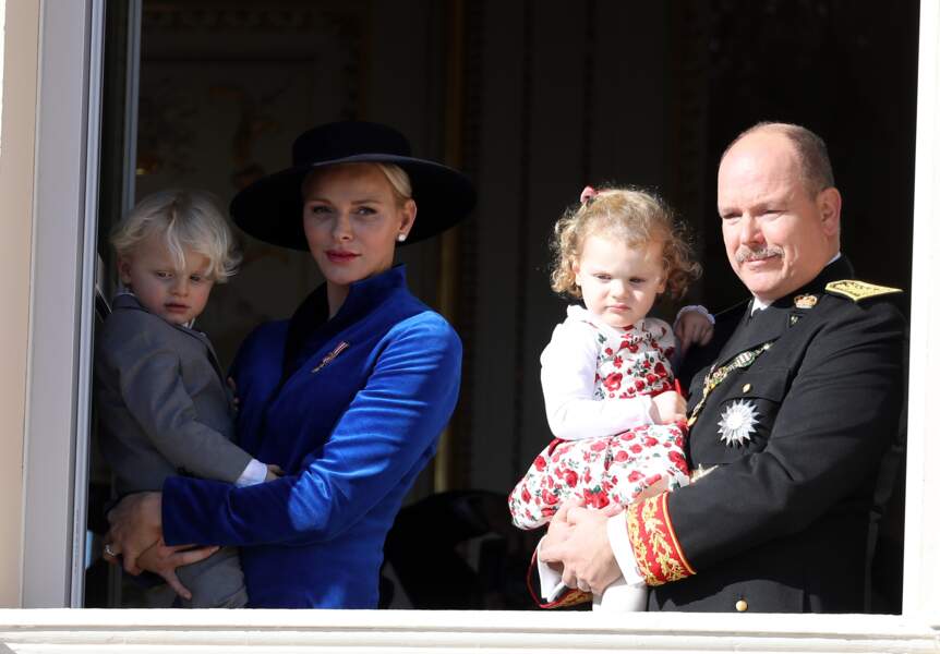 Charlène et Albert de Monaco avec Jacques et Gabriella lors de la fête nationale monégasque le 19 novembre 2017
