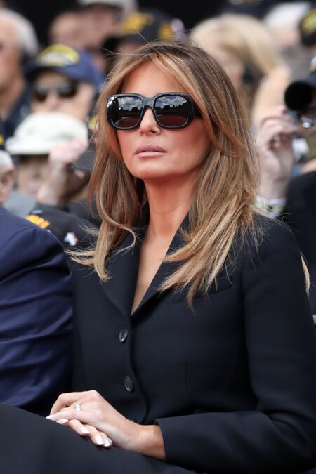 Le look de Melania Trump surprendlors de la cérémonie franco - américaine au cimetière américain de Colleville 