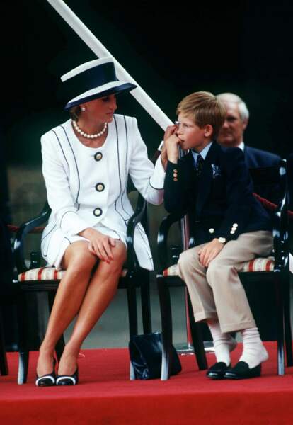 Princesse Diana et Harry, une mère et son fils