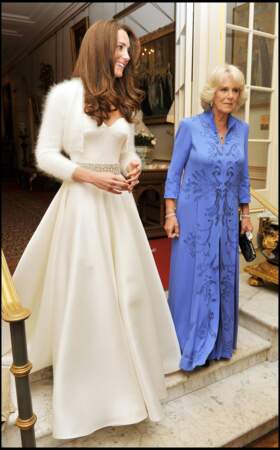 Kate Middleton et Camilla avant sa soirée de mariage le 29 avril 2011 à Londres