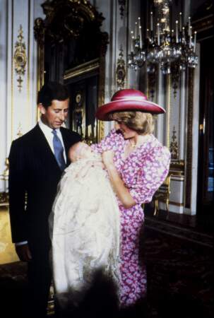 Le prince William, le prince Charles et Lady Diana, le 4 août 1982