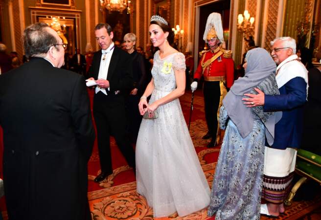 Kate Middleton éblouissante en robe Jenny Packham
