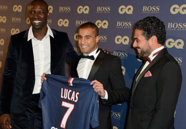 Omar Sy et le joueur du PSG Lucas Moura (habillé en Hugo Boss)