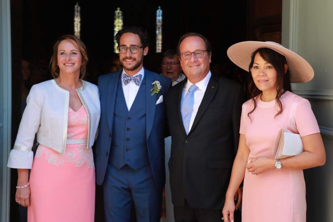 Thomas Hollande entouré de Ségolène Royal et de François Hollande le jour de son mariage ce 8 septembre 2018.