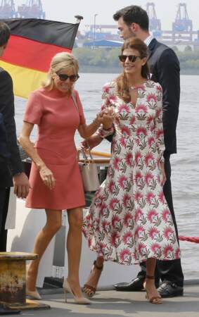 Brigitte Macron : sa robe Louis Vuitton version rose pour le G20 à Hambourg