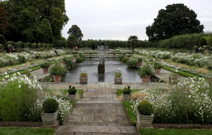 Jardin favori de Diana à Kensington, l'endroit a été fleuri de blanc, pour les 20 ans de sa mort, durant l'été 2017