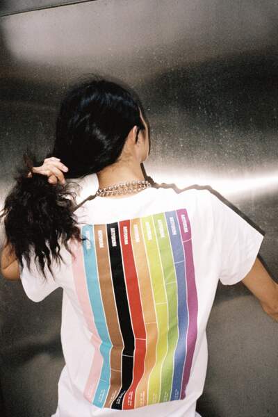 Le tte-shirt Pride Month" de Helmut Lang