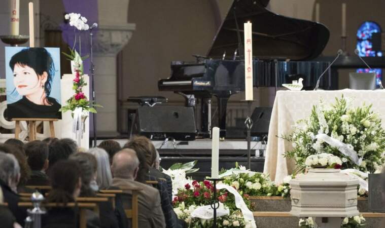 - Obsèques de Maurane en l'église Notre-Dame des Grâces à Woluwe-Saint-Pierre en Belgique
